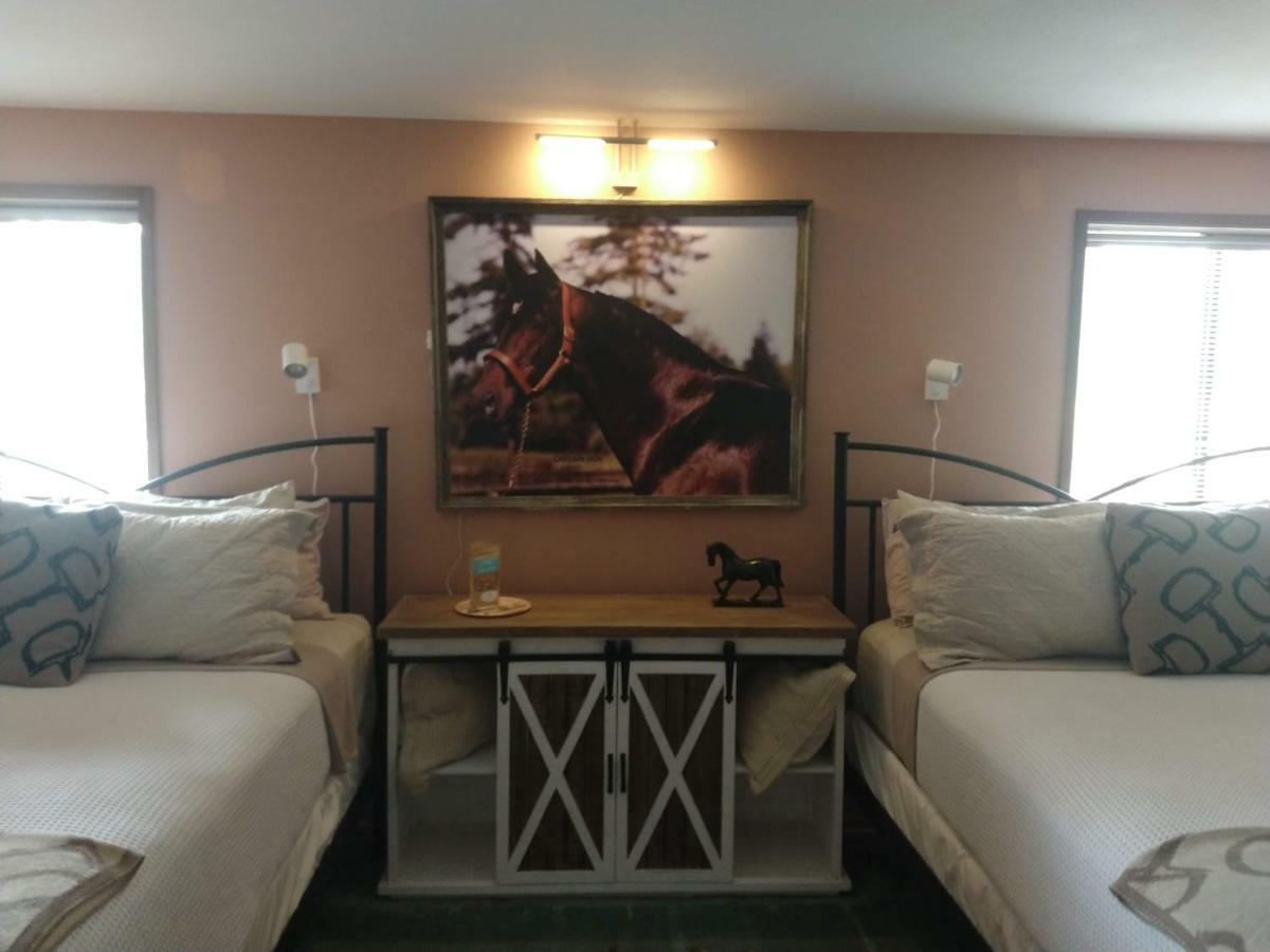Wildwood Farm Bed & Breakfast Oak Harbor Room photo